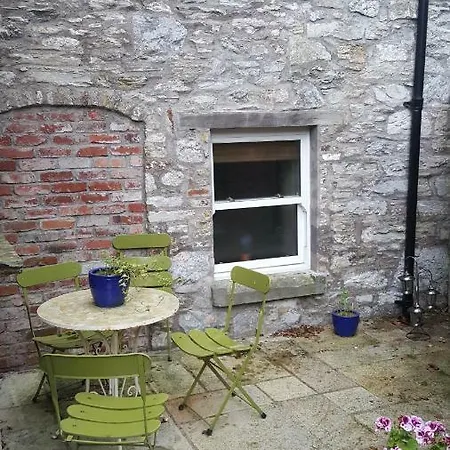 Διαμέρισμα Historic Hideaway In Centre