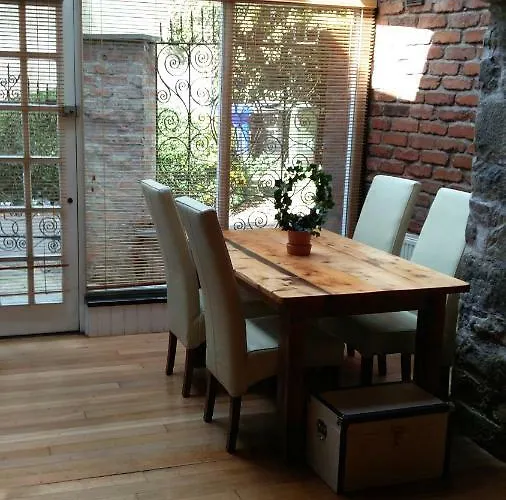 Historic Hideaway In Centre Cork