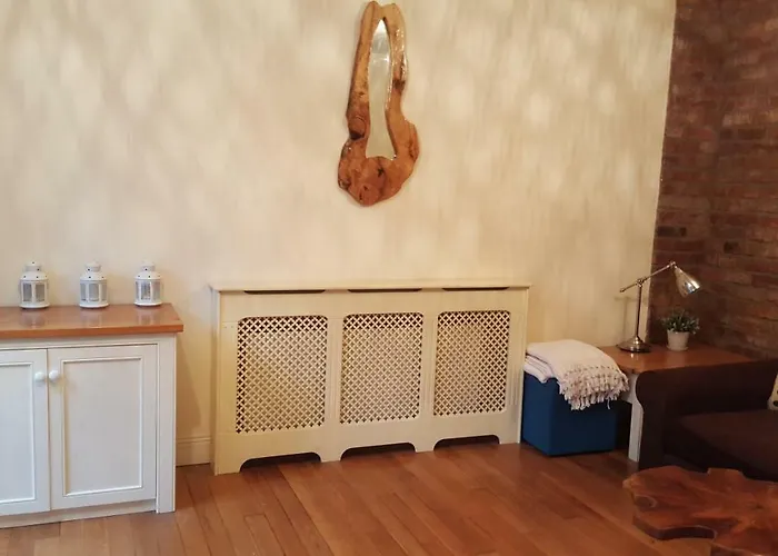 Апартаменты Historic Hideaway In Centre Корк