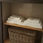 Historic Hideaway In Centre Apartament